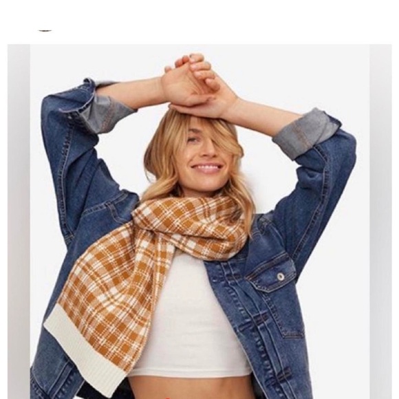 Timberland Accessories - Timberland Womens Plaid Scarf in Wheat 10”x68” NWT